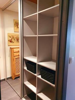 Interior - Cozy Little Nest in Morillon, Just 50m from the Cable Cars (Morillon)