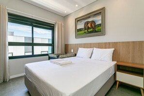 3 bedrooms, iron/ironing board, Internet, bed sheets - Wi-Fi 400mb + 50” Smart TV | Beach 1.5 km | #CHA13 (Florianópolis)