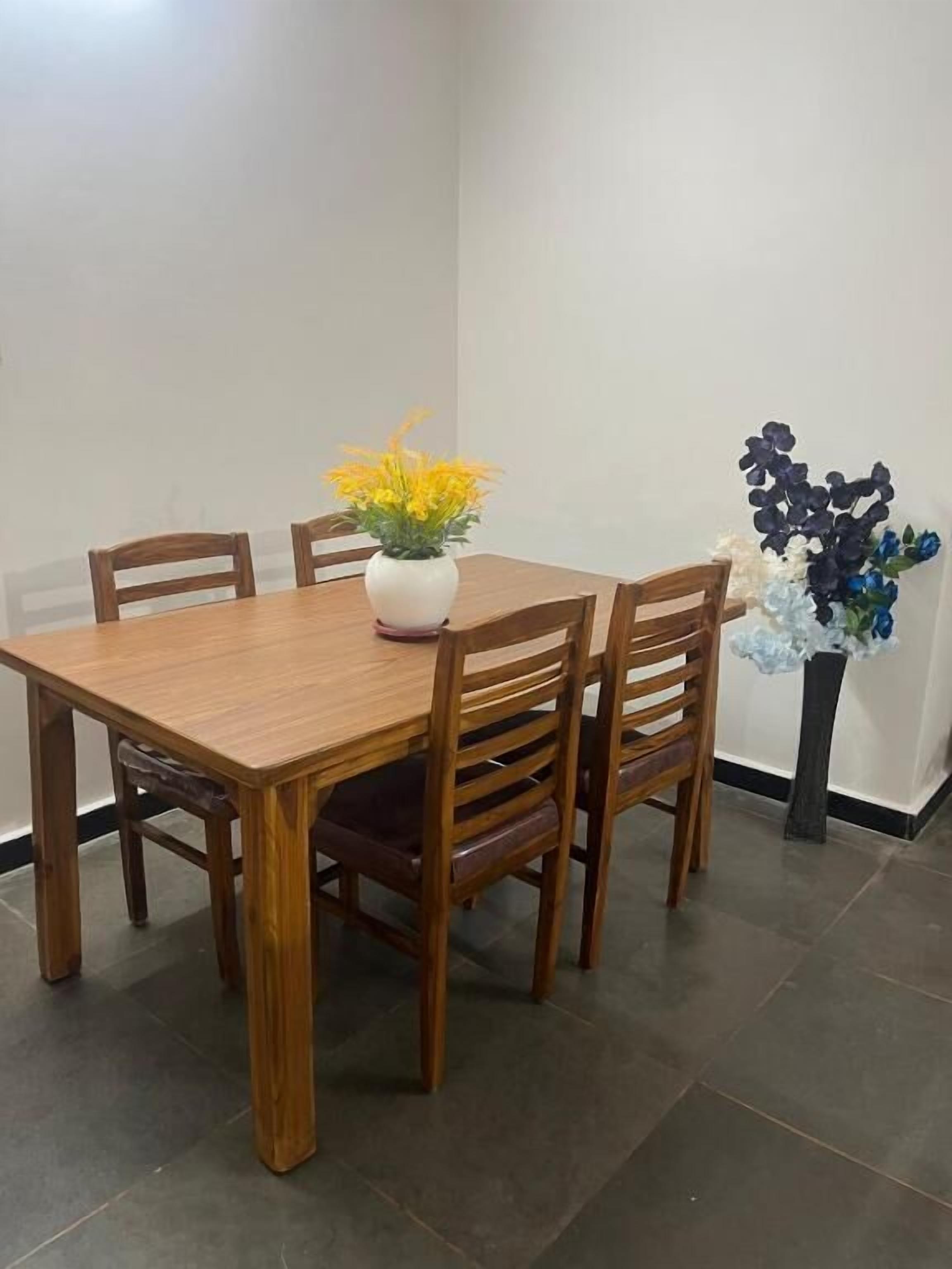 家庭公寓, 2 间卧室, 无烟房, 阳台 | 用餐