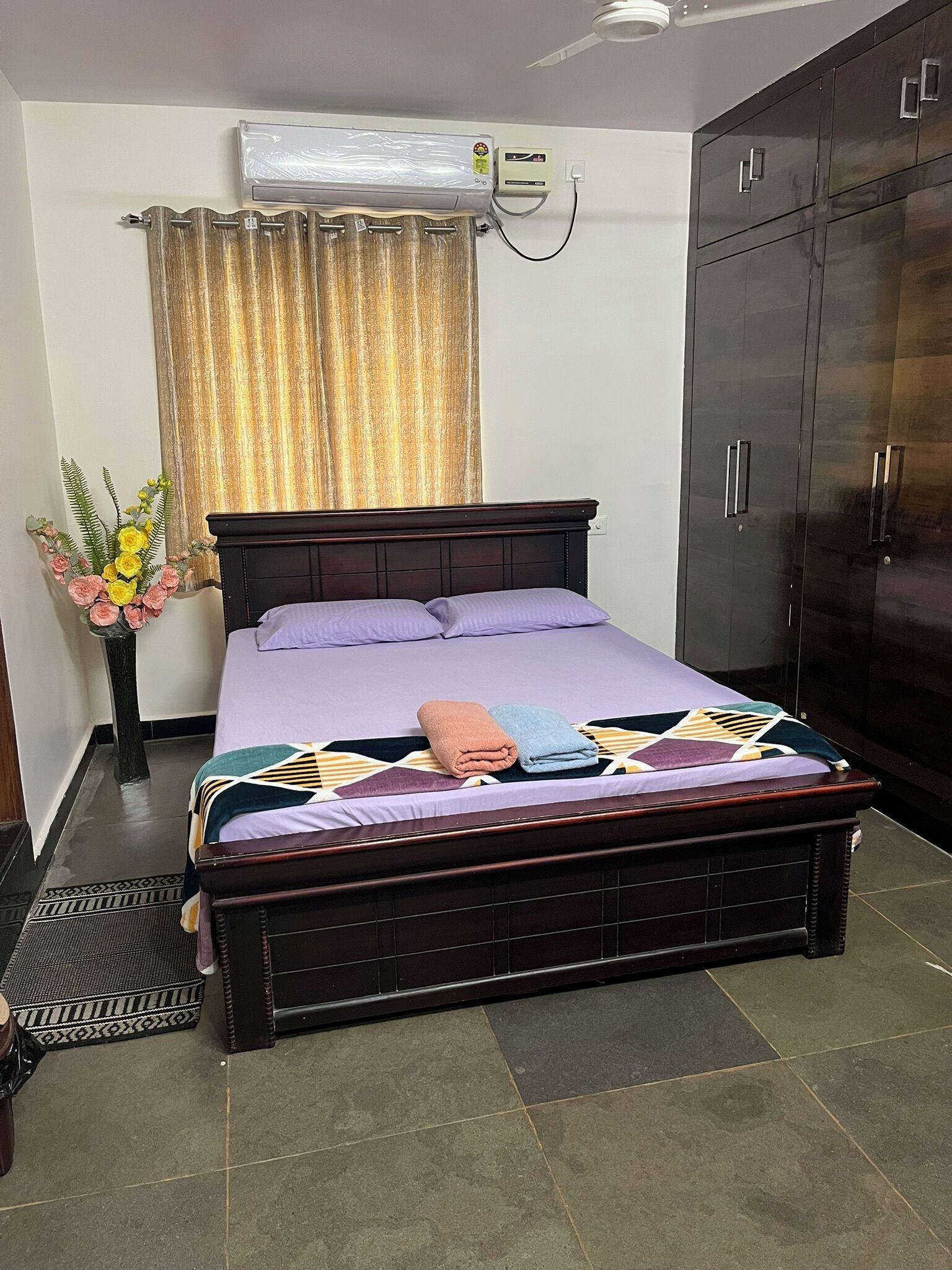 Family Apartment, 2 Bedrooms, Non Smoking, Balcony | Blackout drapes, iron/ironing board, free WiFi
