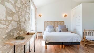 Bügeleisen/Bügelbrett, WLAN, Bettwäsche