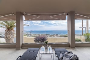 Superior villa, uitzicht op zee | Balkon