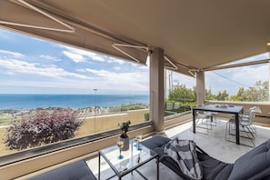 Superior villa, uitzicht op zee | Balkon