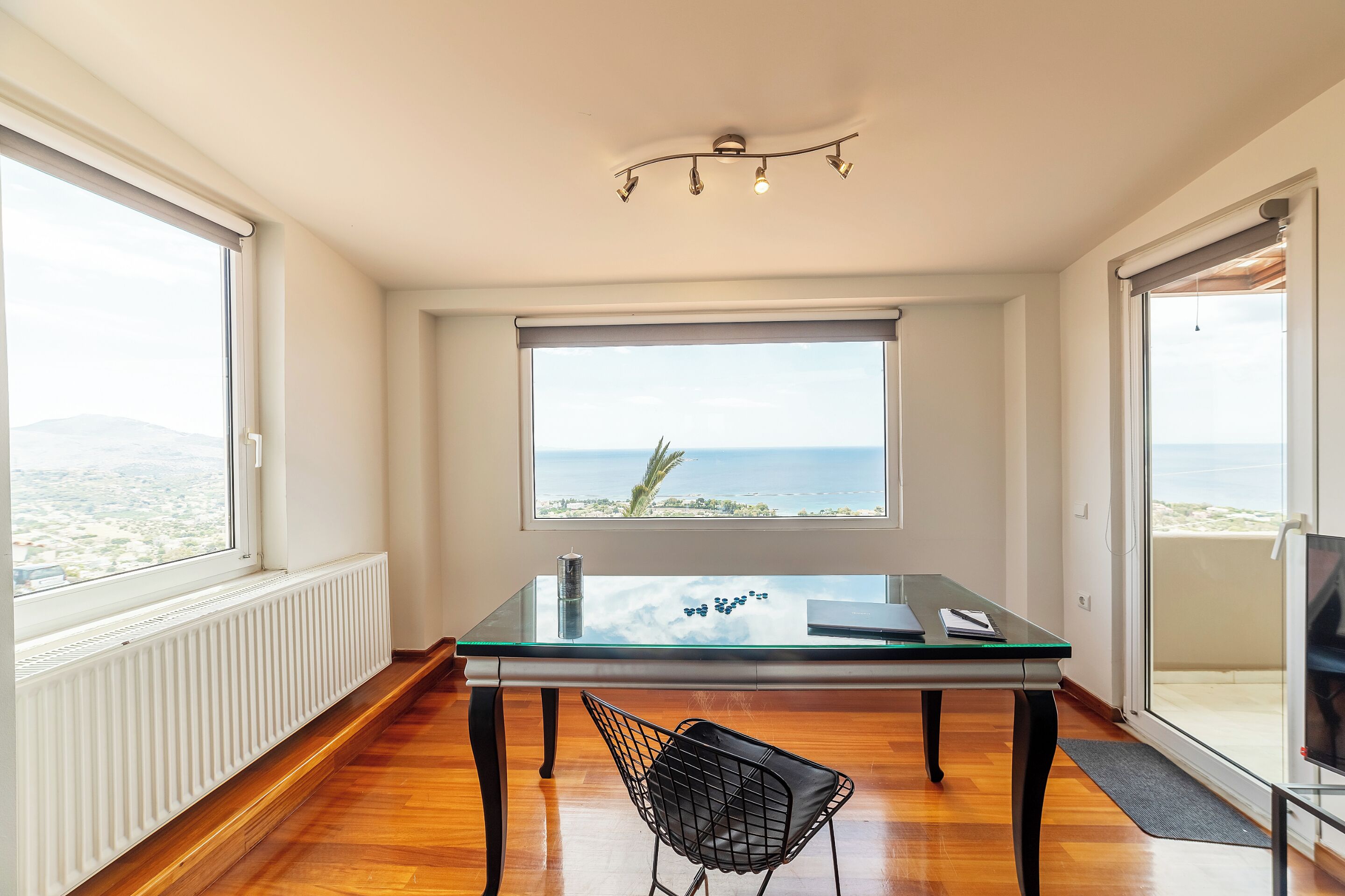 Superior Villa, Sea View | Hypo-allergenic bedding, in-room safe, desk, blackout curtains