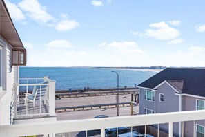Property grounds - ~Salty Sunsets & Sandy Toes~ 493 Ocean Blvd (Hampton)