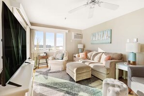 Living area - ~Salty Sunsets & Sandy Toes~ 493 Ocean Blvd (Hampton)