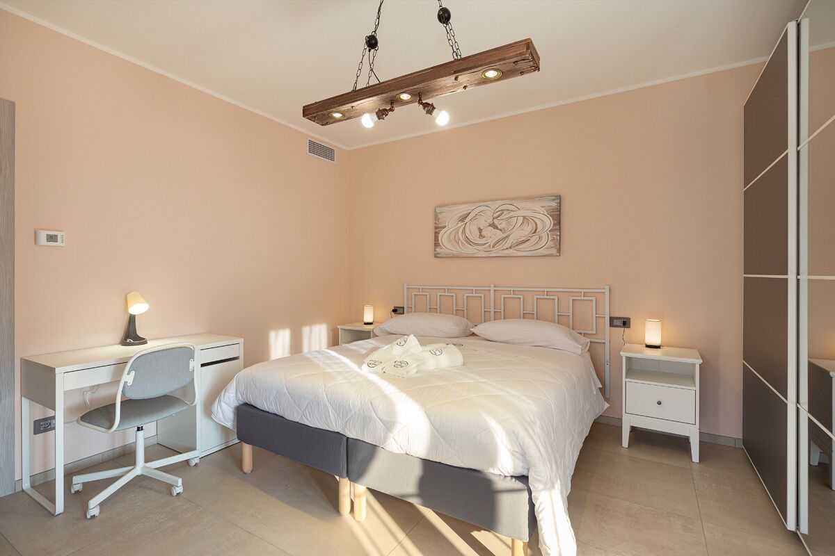 Internet, bed sheets