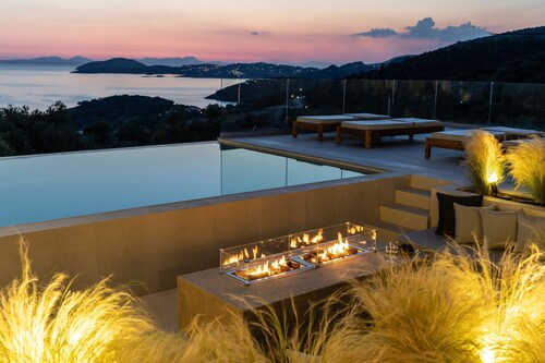 Syvana Exquisite Villas with 9 Bedrooms