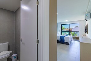 Classic Apartment | Bathroom - Villa Del Mar - Studios in Porto de Galinhas by Carpediem (Ipojuca)