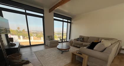 Modern Stellenberg Retreat w Pool, Cool AC & Mountain Views