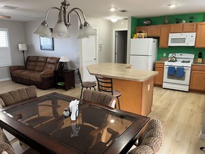 Interior - Marvelous 3-bedroom house with AC in The Villages (The Villages)