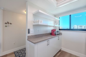 Interior - 🌅Gulf Front | Awesome Amenities | Carlos Pointe #515 - The Pelican Pad🌅 (Fort Myers Beach)