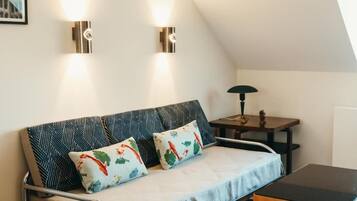 Superior Suite, Garden View | Interior