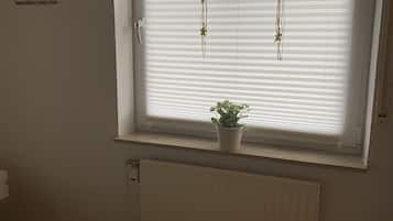 Fer et planche Ă repasser, Wi-Fi, draps fournis