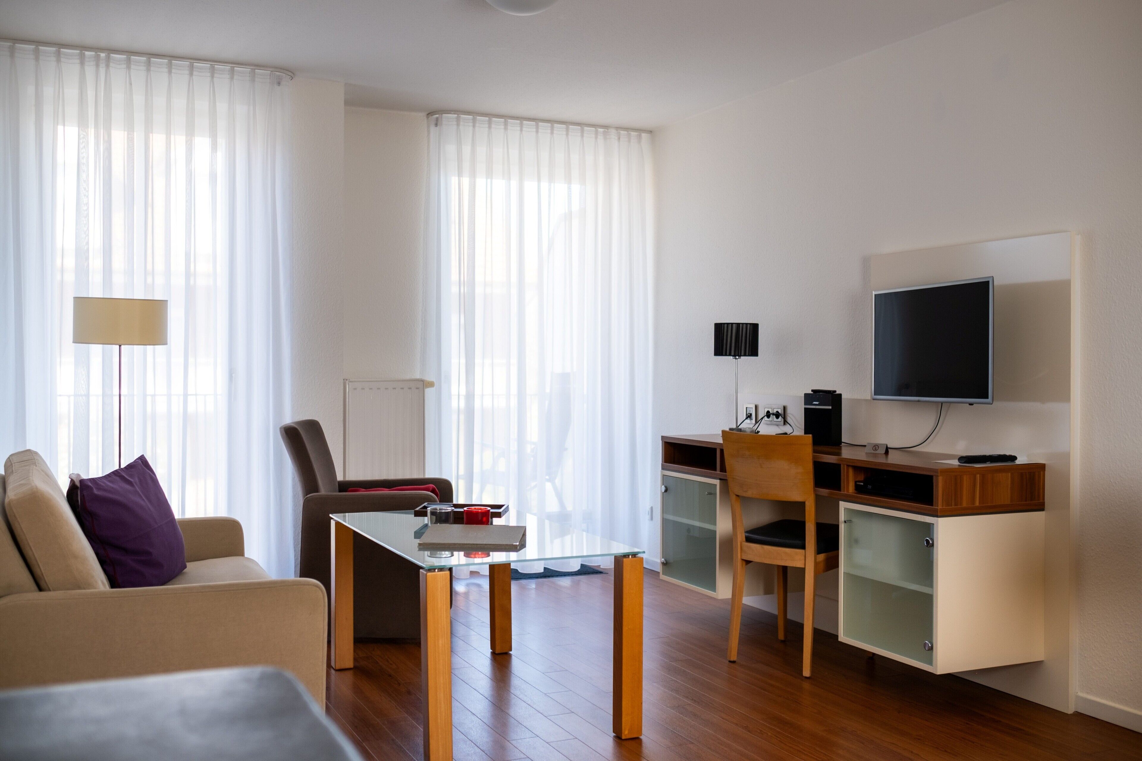 TV, DVD player
