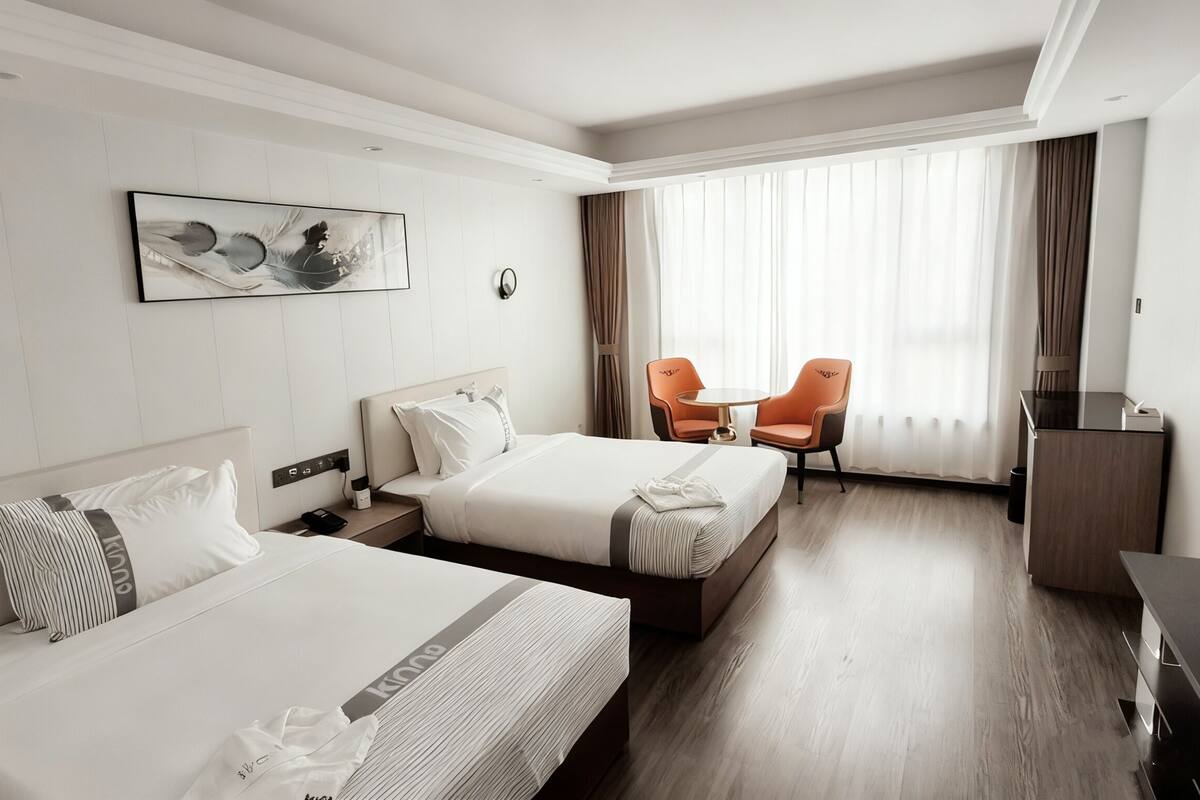 Chambre Deluxe Double ou avec lits jumeaux, balcon, vue ville