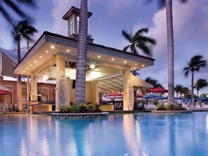 Pool - Marriott Surf Club: 2 bedroom condo, lazy river, perfect for families! (Noord)