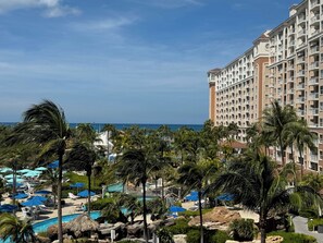 Pool - Marriott Surf Club: 2 bedroom condo, lazy river, perfect for families! (Noord)