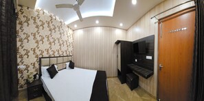 9 bedrooms, WiFi