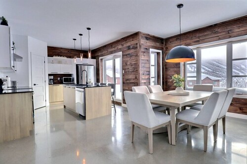 Condos Monts-Valin - 31, rue du Sommet (Valinouët)