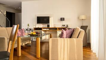 Fernseher, DVD-Player