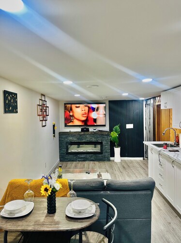 Luxury 2-bedroom living in St. Vital, St Mary's, St Anne's, Winnipeg.