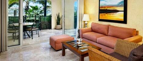 Elite Penthouse, Ocean View | Living area