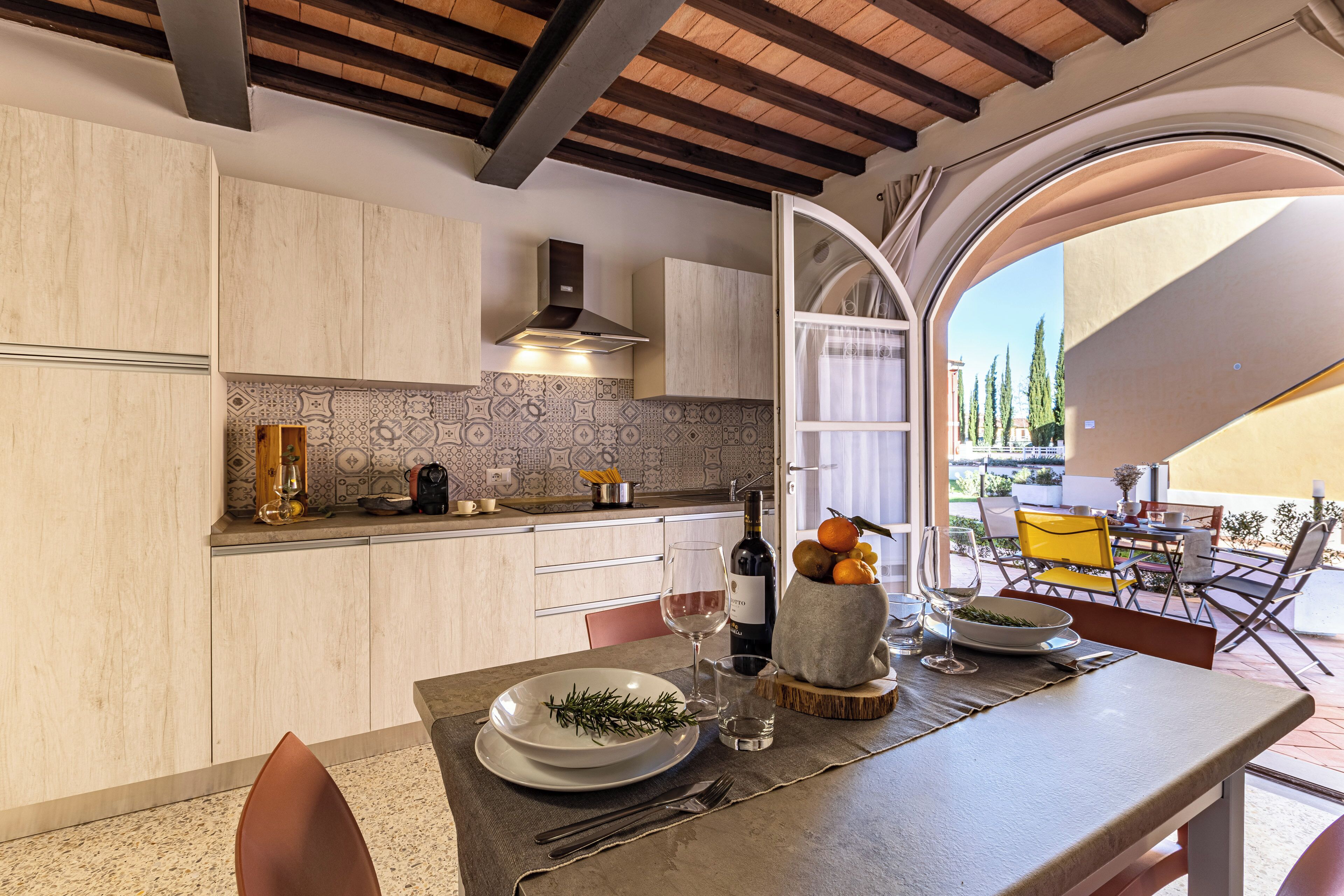 Appartamento, patio | Cucina privata | Frigorifero, forno, piano cottura, lavastoviglie