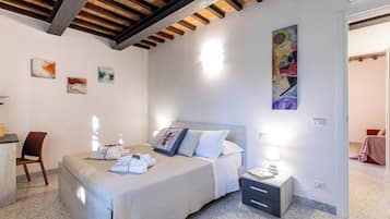 Apartment, Terrasse | Verdunkelungsvorhänge, Bügeleisen/Bügelbrett, kostenloses WLAN