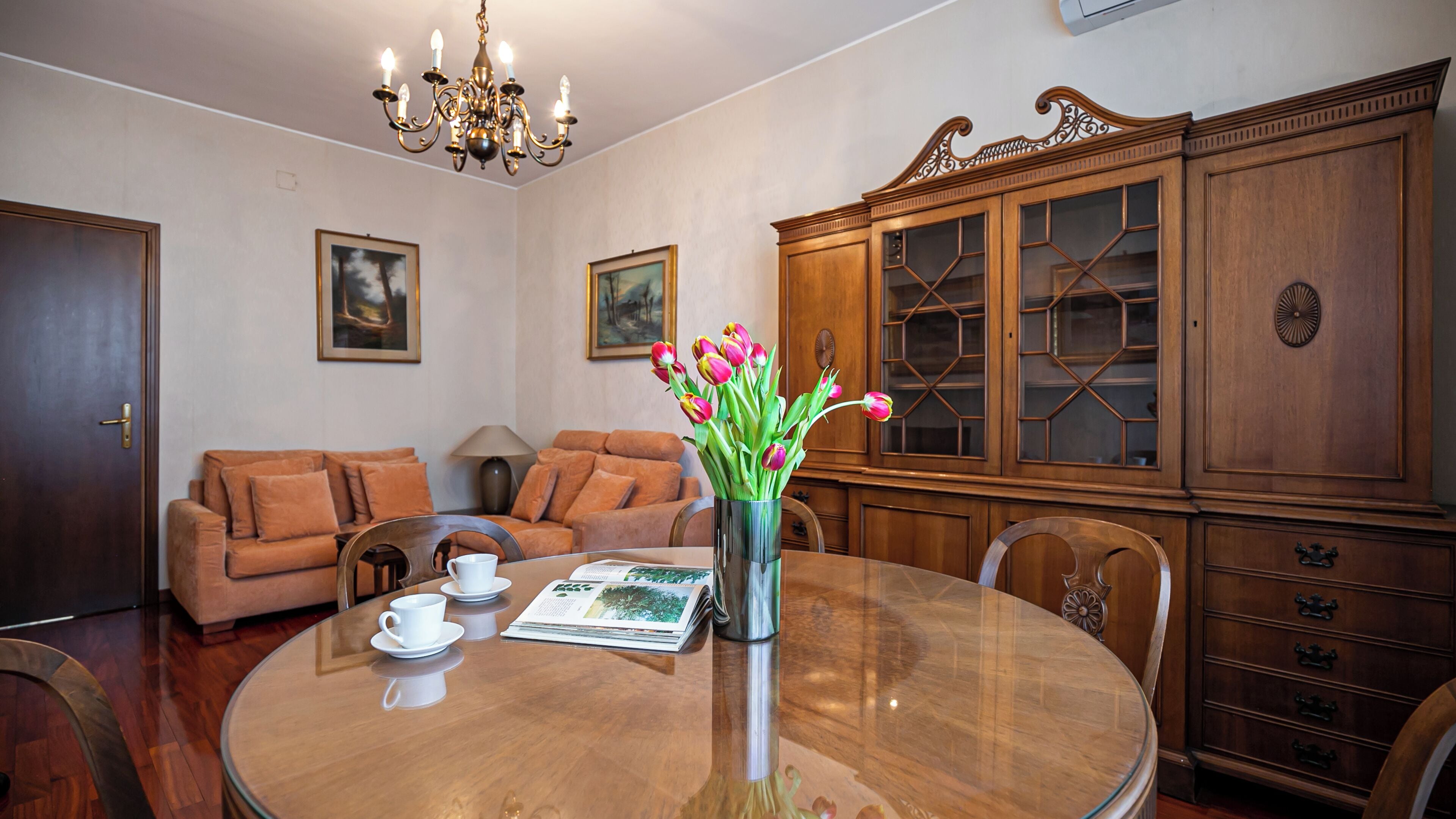 Apartment (2 Bedrooms) | Front of property