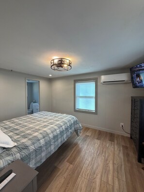 1 chambre, fer et planche à repasser, accès au Wi-Fi (inclus)