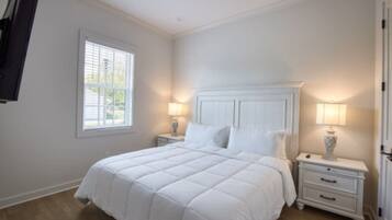 3 bedrooms, free WiFi, bed sheets