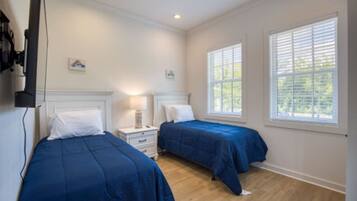 3 chambres, Wi-Fi gratuit, draps fournis