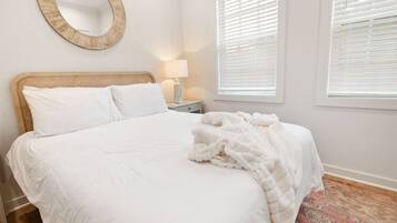 3 bedrooms, free WiFi, bed sheets