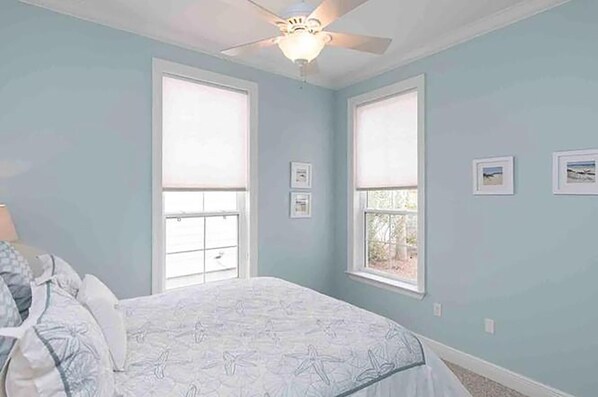 Maison, plusieurs lits (Rise and Shine)