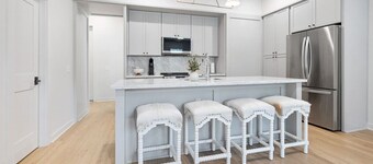 Comfortable 3BR Stay - Fast WiFi