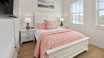 3 bedrooms, free WiFi, bed sheets