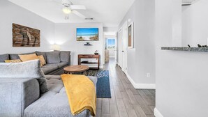 Condo, nhiều giường (Sand Castles West II G3- Castawave) | Khu phòng khách