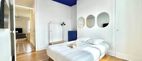 3 chambres, fer et planche à repasser, lit parapluie, Wi-Fi gratuit