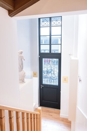 Interior - Lofus Art Suites (Athens)