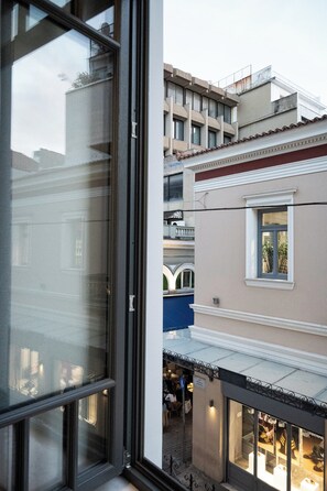 Senior Double Room | Premium bedding, in-room safe, individually decorated - Lofus Art Suites (Athens)