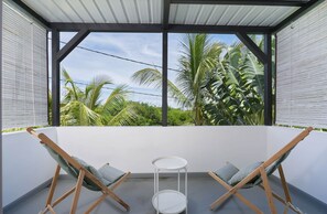 Property grounds - New & Cozy Loft with Pool in Cap Malheureux (Cap Malheureux)