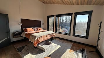 5 chambres, accès au Wi-Fi (inclus), literie fournie