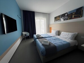 Classic Double or Twin Room | In-room safe, desk, blackout drapes, free WiFi - Hotel Kaos (Villaggio Pirandello)