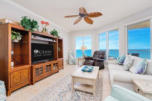 Smart TV - NEW!Oceanfront View-Heated Pool-Tuscany Shores #603 (Daytona Beach Shores)