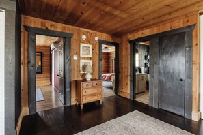 2 bedrooms, WiFi, bed sheets - Peaceful Lake Lure Cabin: Cozy 2BR 3 miles from lake! (Lake Lure)