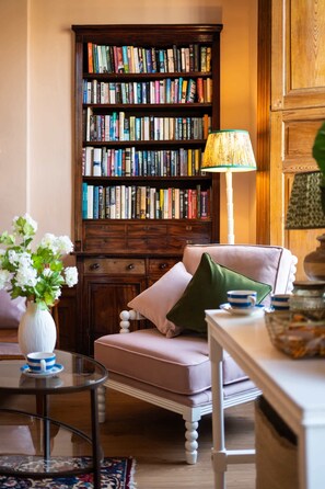 Interior - Luxury Twin Room (3rd Floor - Room 9) (Edinburgh)
