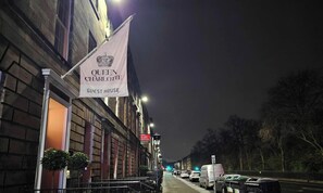 Exterior - Deluxe Family Room (Room 3 - Lower Ground Floor) (Edinburgh)