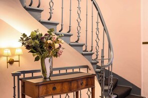 Interior - Deluxe Family Room (Room 8 - Ground Floor) (Edinburgh)