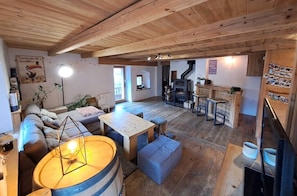 Fernseher, Kamin